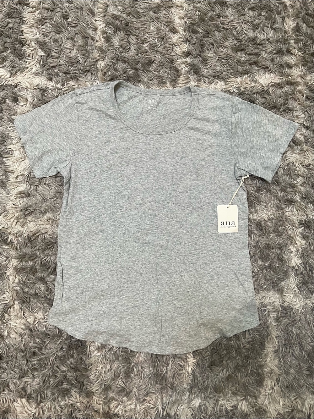 a.n.a a new approach Heather Gray Pocket T-Shirt Medium